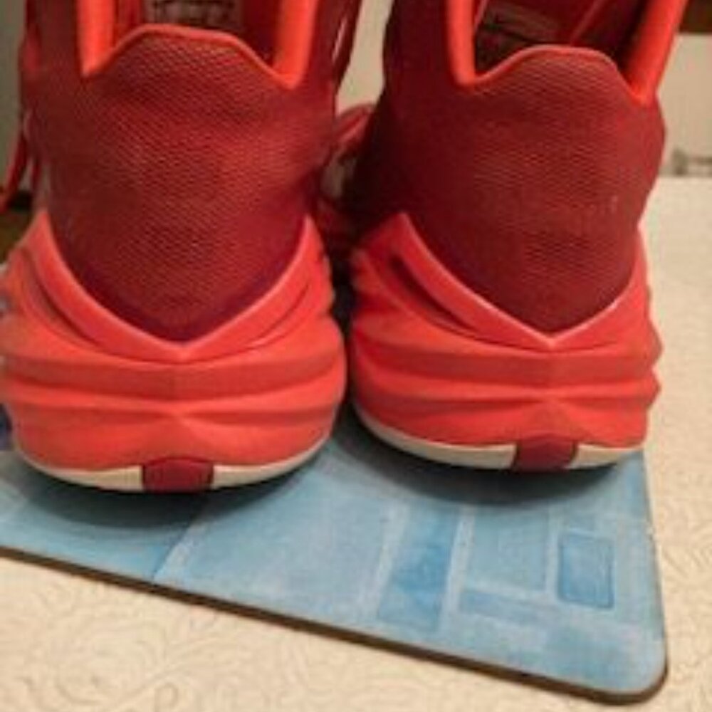Men's red NIke athletic/B-Ball shoes size 12. Used in decent condition. - Picture 5 of 7